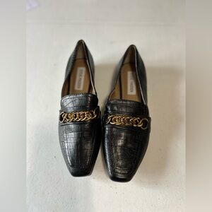 Steve Madden Women’s size 6.5 M Croc Embossed Slip On Loafers NWOB Gold Chain